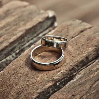 Srebrne pierścionki – zaręczynowe, na prezent  Walentynkowy i na co dzień
